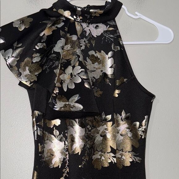 Black and Gold One Shoulder Bodycon Dress - Picture 3 of 15